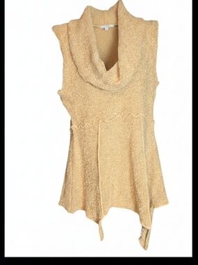 Jasmine Sleeveless Cowl Top in Light Gold